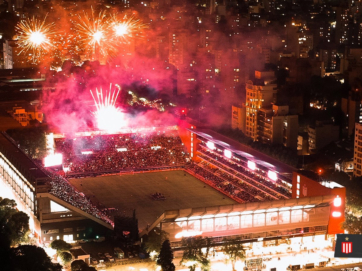 ✍️🇦🇹 Sigamos construyendo un club cada día más grande, porque acá se viene a dar, en la familia más grande del mundo. ¡Siempre para adelante, siempre Estudiantes! ❤ #118AñosDeGloria