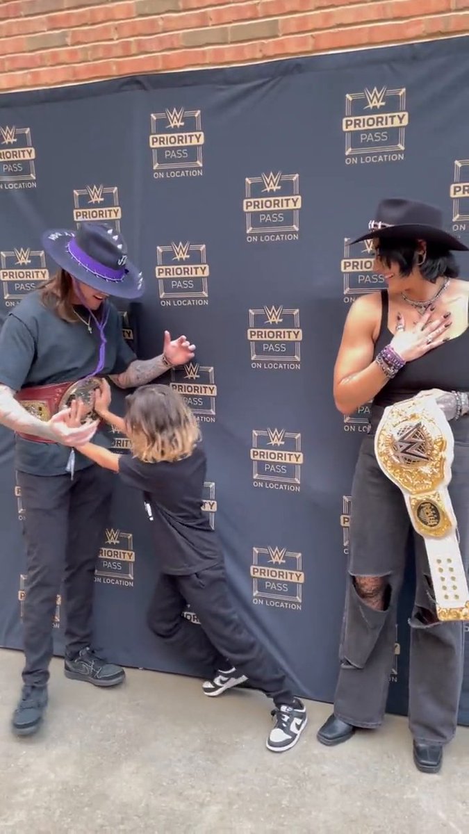 Move aside Dominik, he's here for Mami 😂 📽️: JB3 RheaRipley_WWE #SummerSlam
