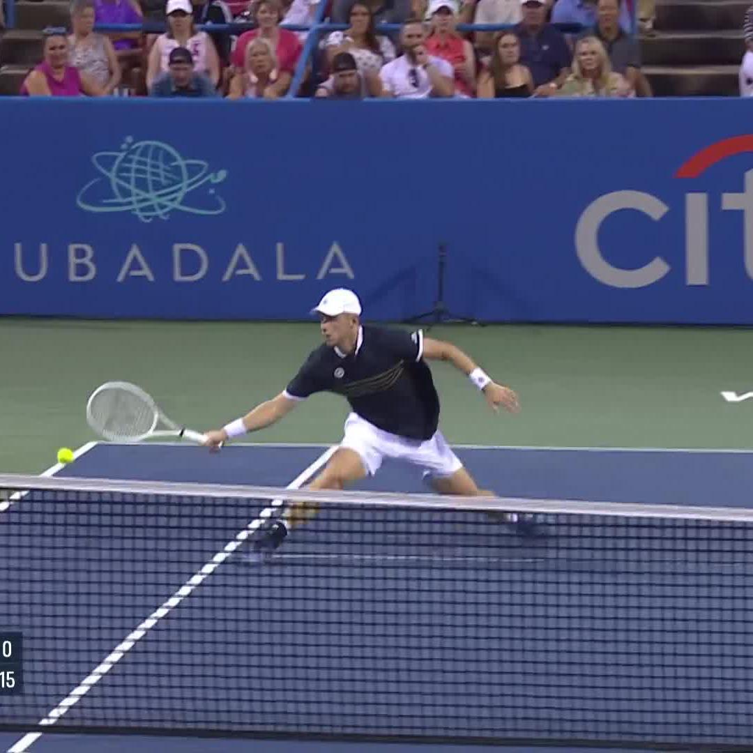 Sliding like his name's Novak Lobbing like his name's Andy 🔥 Tallon Griekspoor #MubadalaCitiDCOpen