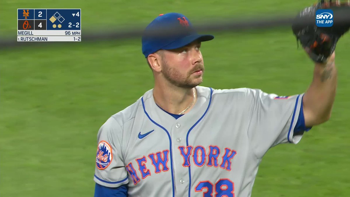 Francisco Alvarez encouraged Tylor Megill as he tried to get out of trouble in the 4th inning: