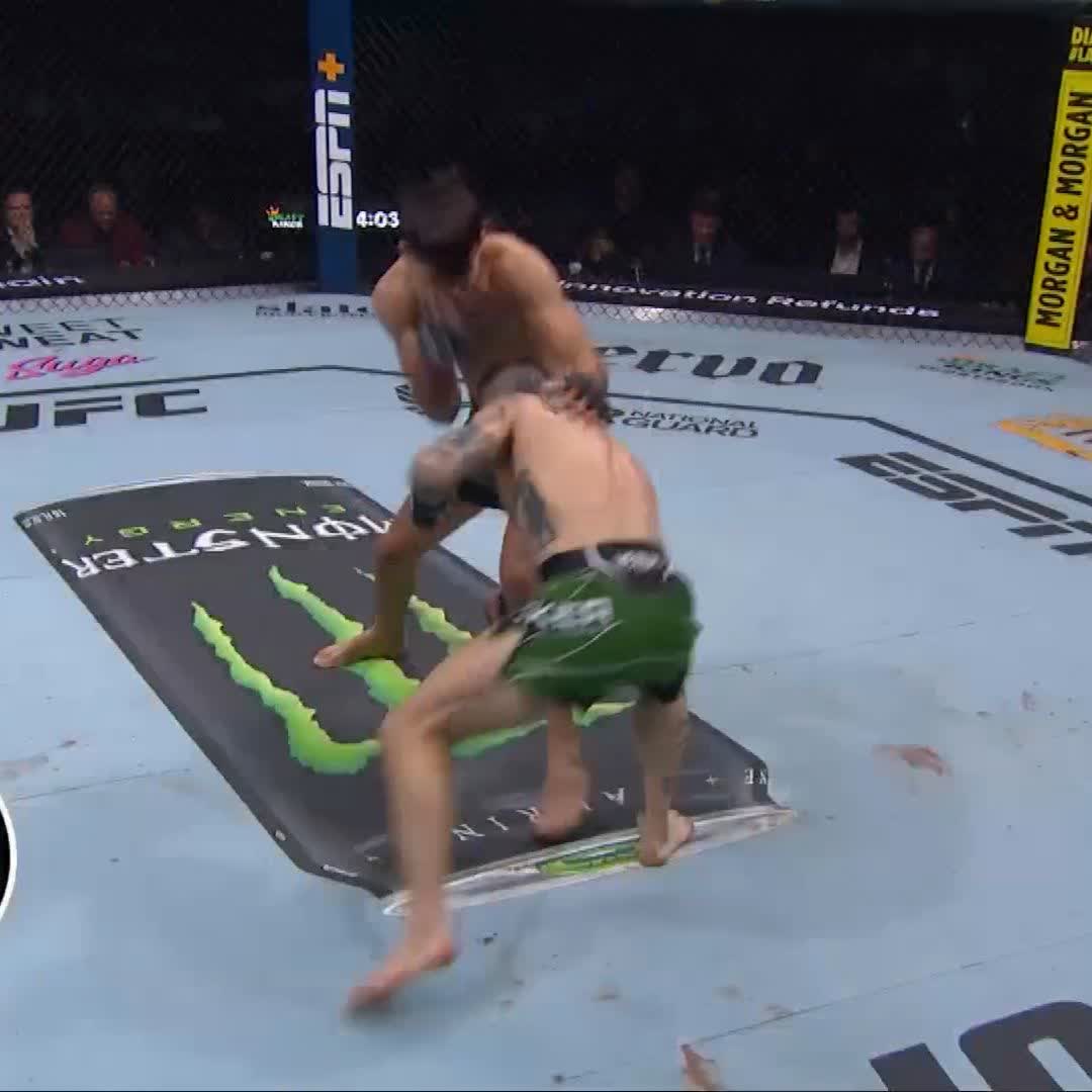 Sin necesidad del referí Diego Lopes 🇧🇷🇲🇽 suelta a su rival al saber del daño causado 👏👏👏 #UFCNashville