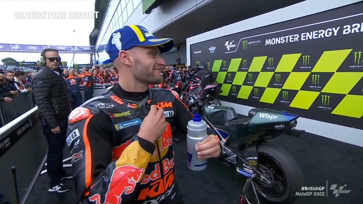 Fair play to these former teammates! 👏 Brad Binder makes it to the podium after a five-star battle with Miguel Oliveira 🥉 #BritishGP 🇬🇧