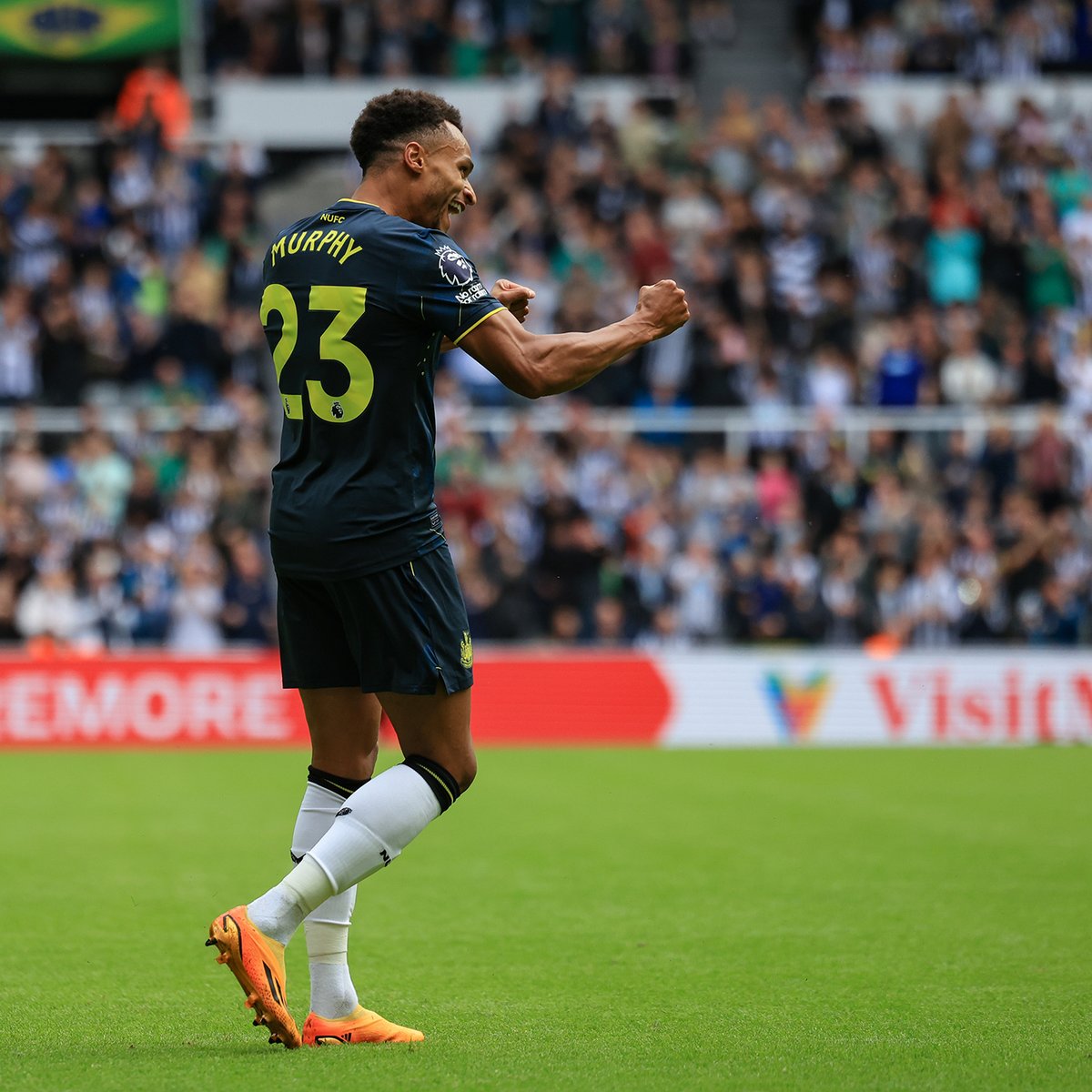 A stunning strike from Jacob Murphy! 🚀