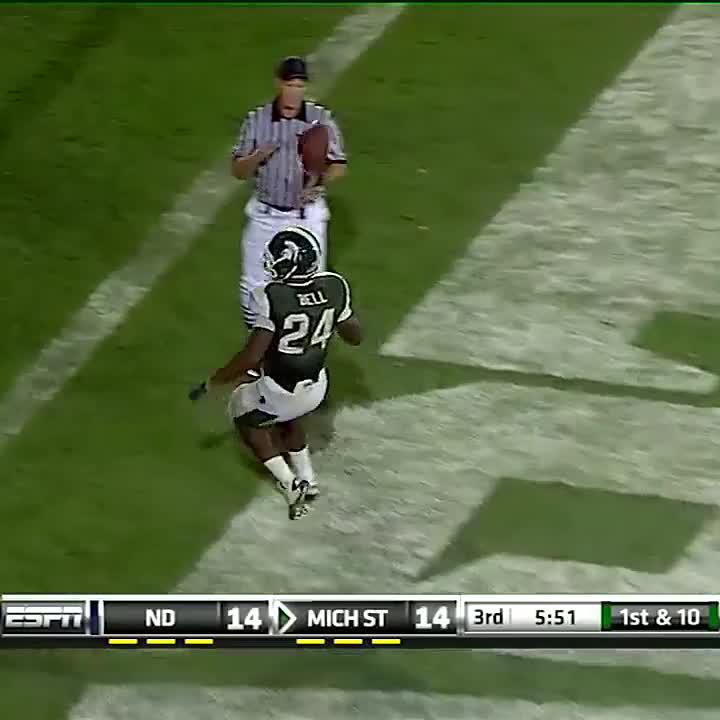 2️⃣4️⃣ more days 🙌 Le'Veon Bell ran so hard. 😤 #CountdownToKickoff x Michigan State Football