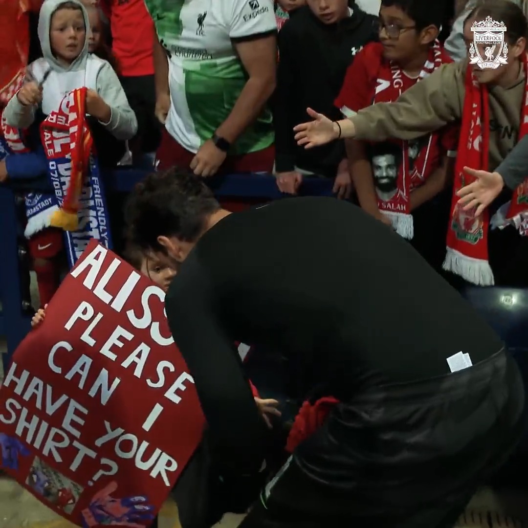 Creating special memories ✨ Love this, Alisson Becker ❤️