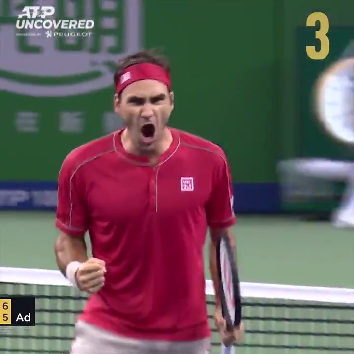 ¡Felices 42! Hoy cumple años Roger Federer, un excelente momento para deleitarse con seis minutos de pura magia 😍🪄