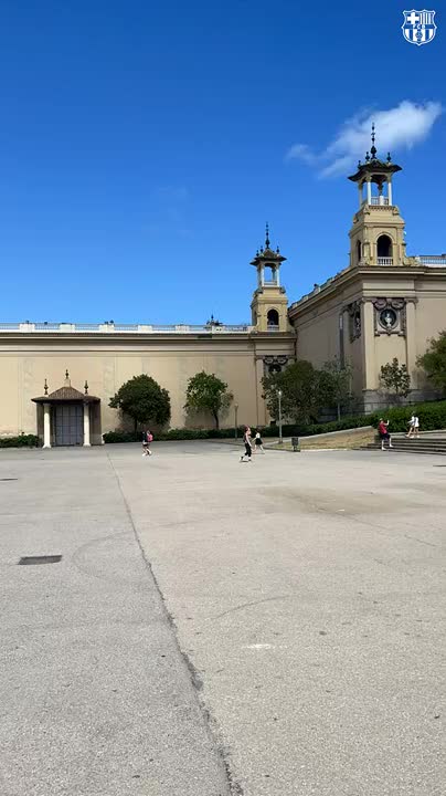 El camino al Estadi Olímpic Lluís Companys es precioso 😍