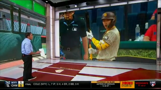Ha-Seong Kim has become one of the best two-way players in baseball 🔥 Mark DeRosa breaks down his impressive approach at the plate and the stats that back it up. #MLBCentral | San Diego Padres