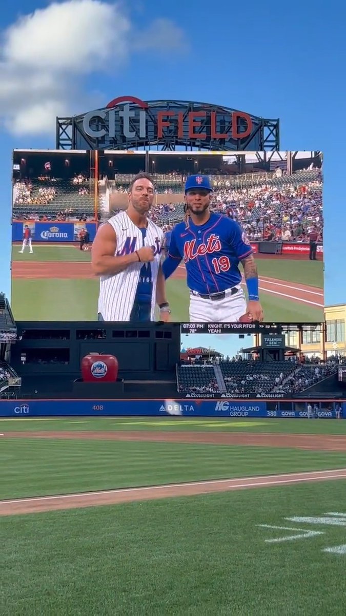 .LA Knight throwing out the first pitch at the New York Mets game! ⚾️ YEAH!