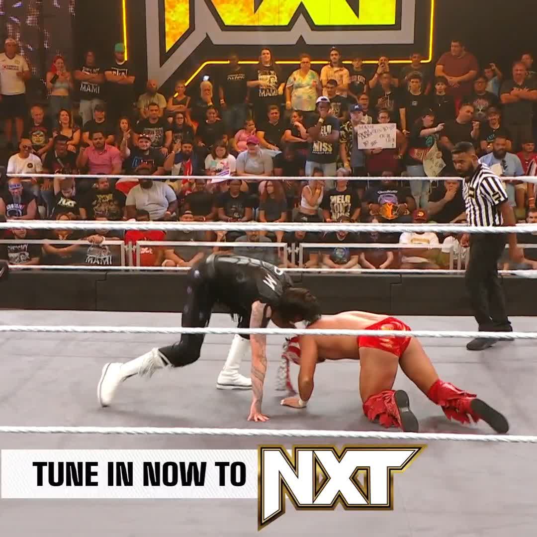 These two are going CRAZY right now 😱😱😱 #WWENXT