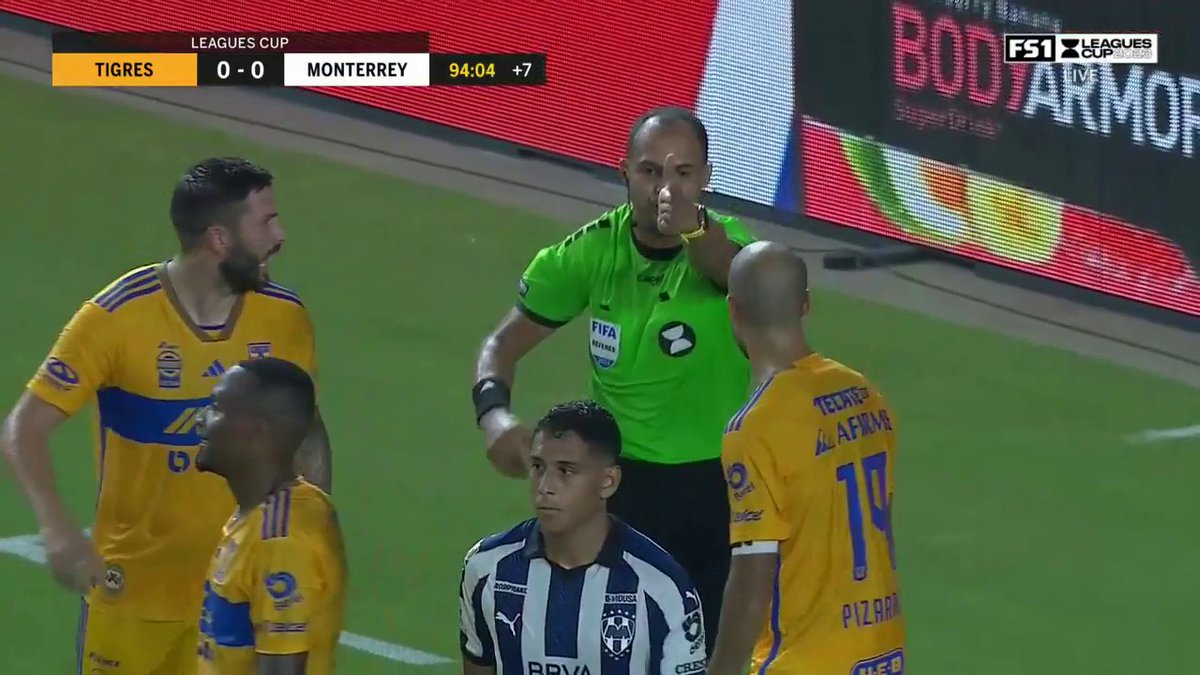 After VAR review, Monterrey are issued a PK Do you agree with the referee's call? 🤔
