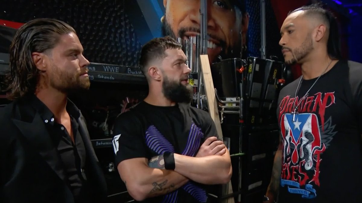 As Finn Bálor is conversing with JD McDonagh, Señor Money in the Bank Damian Priest attempts to smooth things over with The Prince, with McDonagh suggesting Priest cash in soon since it’s driving a wedge between them. #WWERaw