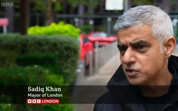 Londoners shouldn’t have to put up with phone thieves. I’m calling on phone companies to work with me and @MetPoliceUK to help cut phone theft by making it harder to sell on stolen phones.