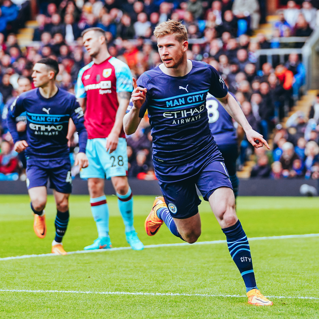 Last time we travelled to Turf Moor! 👀 Goals from Kevin De Bruyne and Ilkay Gündogan secured all three points over Burnley in 2022 ⚡️