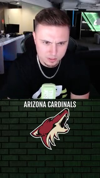 An Australian tries to guess American sports teams... 🤣Pred #GreenWall | Elgato