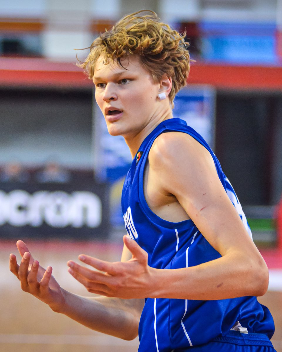 TOURNAMENT HIGH - 32 POINTS 👀 Miikka Muurinen delivered a highly impressive all-around performance, with 29 PTS, 9 REB, 5 BLK, 2 AST and 2 STL. 📊 #FIBAU16Europe x Basketball Finland 🇫🇮