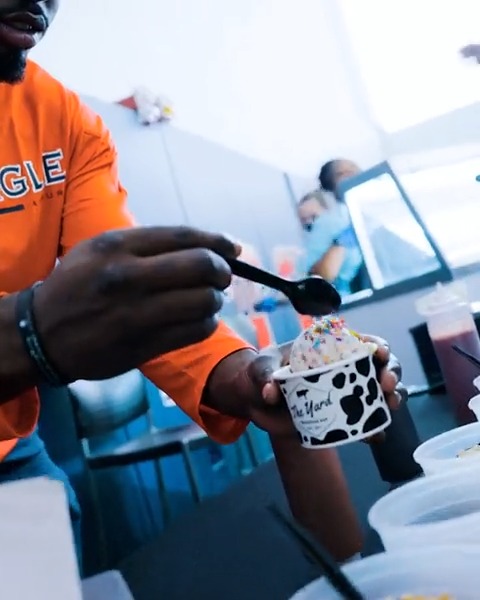 Feastin' with the football 𝐅𝐀𝐌𝐈𝐋𝐘