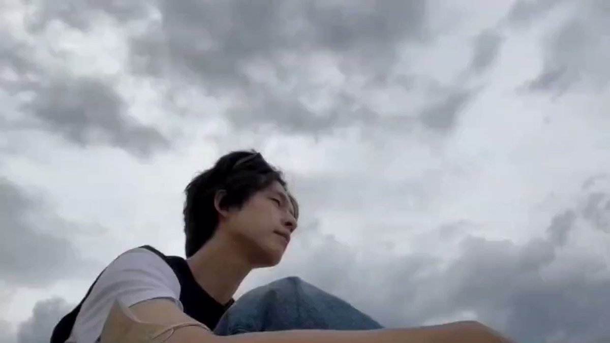 @엠삼.. 걍 경이가 숨만 쉬어도 되니까 브이로그 하나만 줬으면