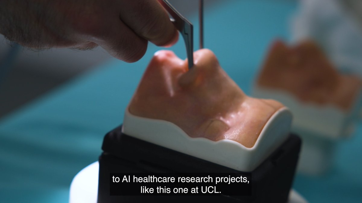 AI is the next leap forward in healthcare, with 22 AI-powered medical projects awarded £13 million of funding through UK Research and Innovation. Watch Rt Hon Michelle Donelan at @UCL where one project is using AI to improve brain surgery. Find out more 👇