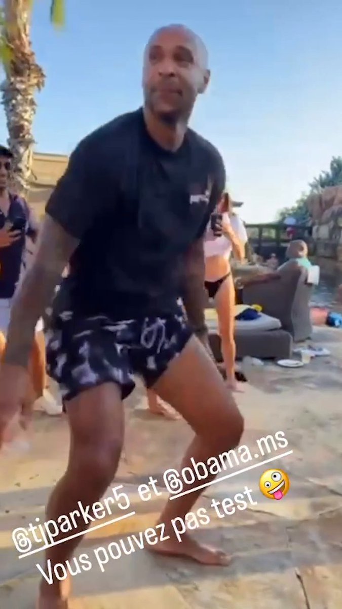 Thierry Henry is living his best life at Tony Parker's party 😂 (via _tonyparker09/IG)