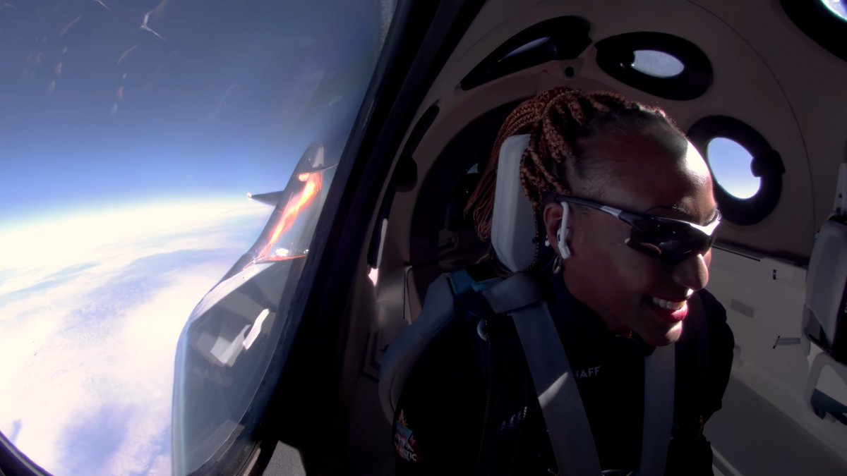 A few #Galactic02 milestones: • 1st female astronauts from the Caribbean • 1st mother-daughter duo in space • Youngest person in space • First Olympian in space • @VirginGalactic's 7th spaceflight, 3rd this year & 1st with all private astronauts!