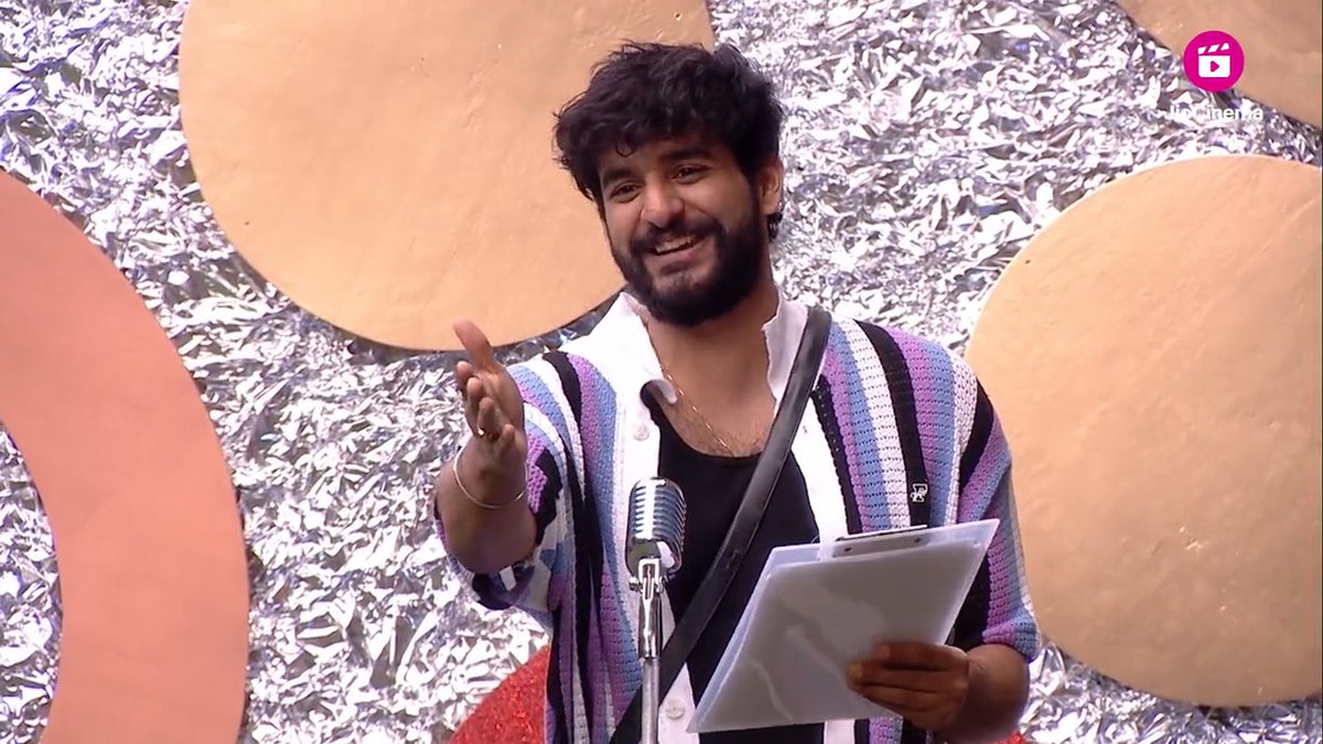 Abhishek ne kiya apne dost, Elvish ko roast! Kaisi lagi unki yeh savagery?😜 Watch #BBOTT2 24 hours live feed on #JioCinema for free! #BiggBossOTT2 #BBOTT2onJioCinema @beingsalmankhan Abhishek Malhan Elvish Yadav #AbhishekMalhan #FukraInsaan #ElvishYadav