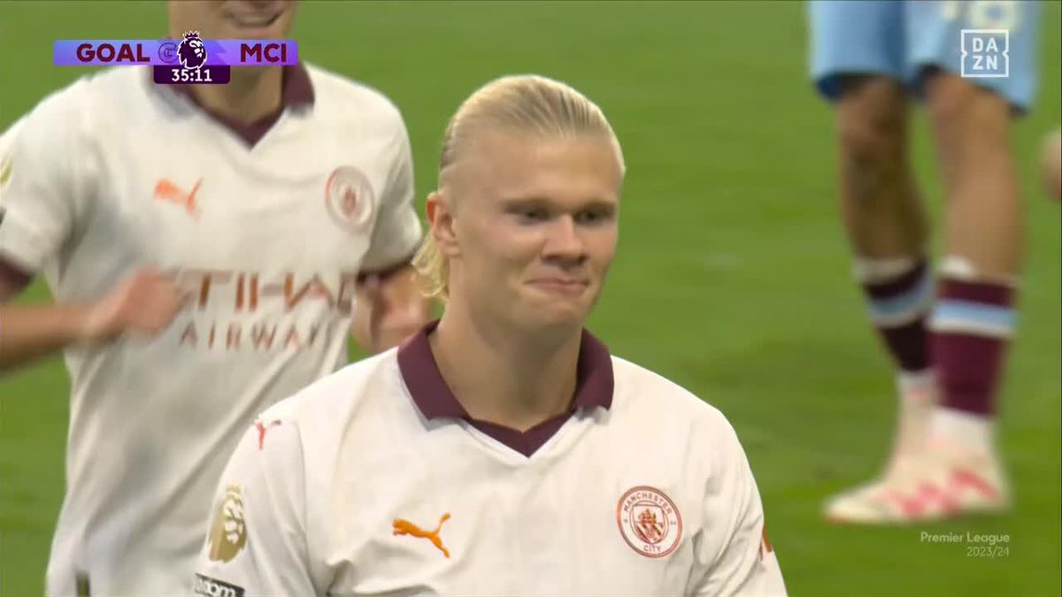 Se tiene que aguantar la risa porque sabe que lo hace DEMASIADO FÁCIL Mirad dónde la pone 😱HAALAND ha llegado con todo 🔥 DOBLETE 🔥 #PremierLeagueDAZN ⚽🏴