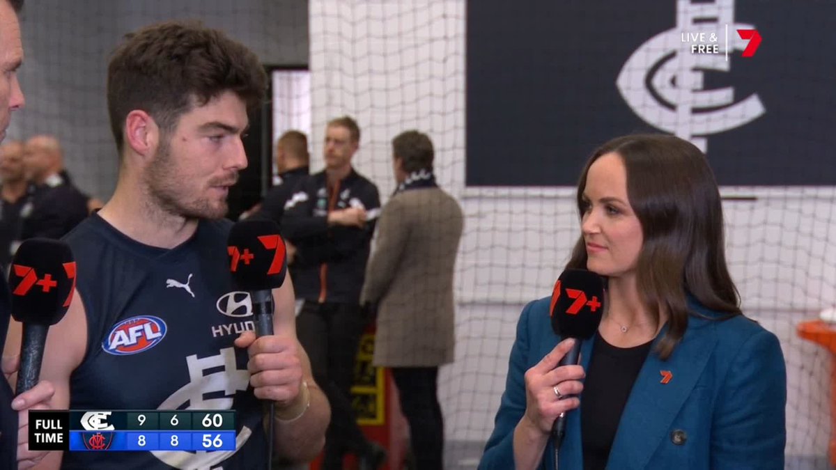 "He's a right-footed Scott Pendlebury, I reckon - doesn't look like he's sprinting, but then you try and catch him." George Hewett lauds Paddy Dow's recent run of form. #AFLBluesDees