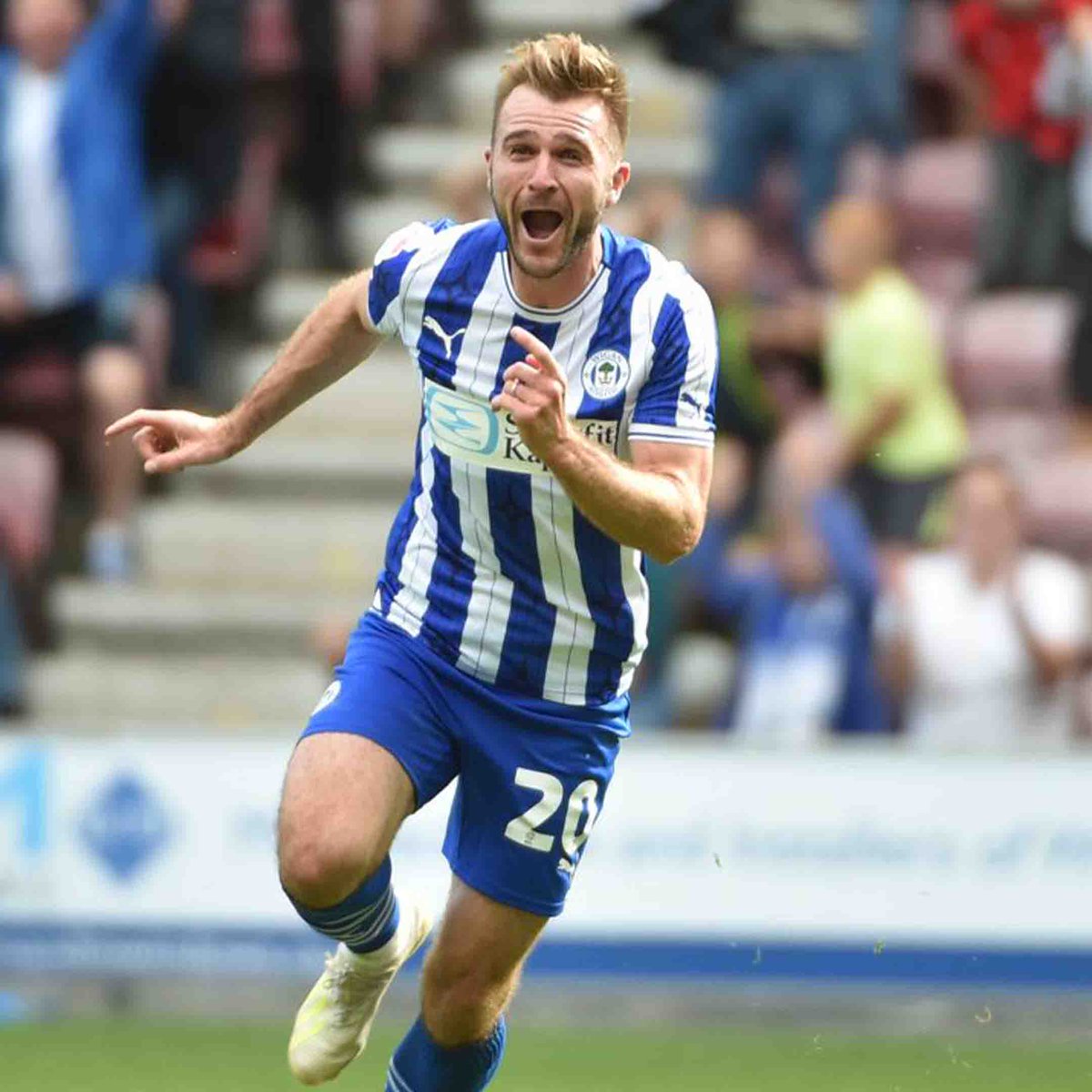 A special moment that Cal Mac will never forget! ๐ #wafc ๐ตโช๏ธ