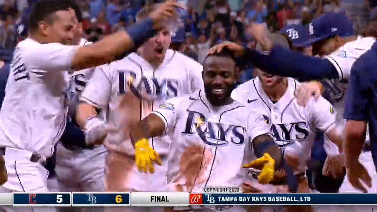 Another day, another walkoff 😎