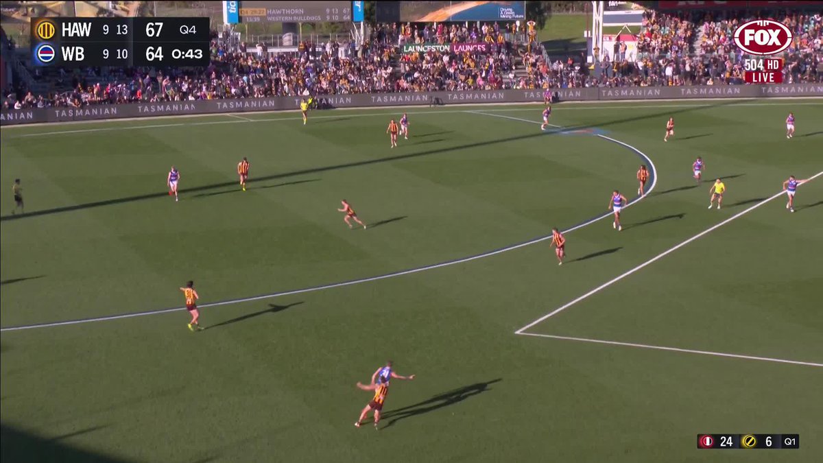 Season on the line with 45-seconds left, and this is what the Dogs did from the kick-in... 😱 📺 Watch #AFLHawksDogs LIVE on ch. 504 or stream on Kayo: ✍️ BLOG 🔢 MATCH CENTRE