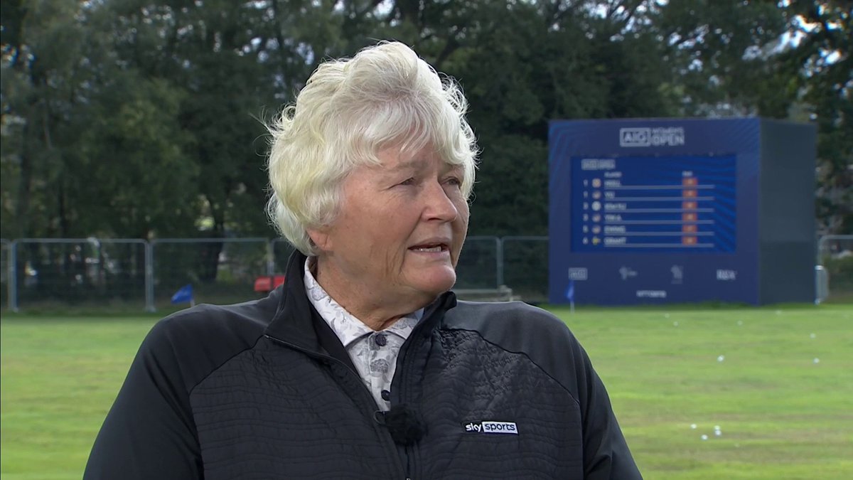 🗣 "All these people flooding through the gates are coming to see Charley hopefully win" Could Charley Hull win her first major today at Walton Heath? The final day of the Women's Open is live now on Sky Sports Golf 📺⛳
