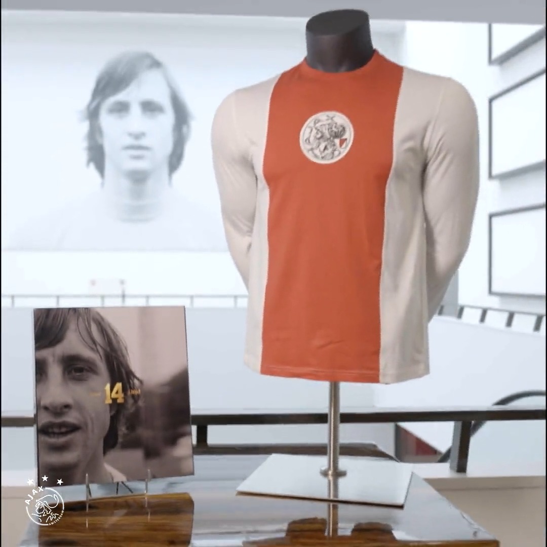 Legendary kit for a football legend. 🤍❤️🤍 #vooraltijdnr14 #CruyffLegacy