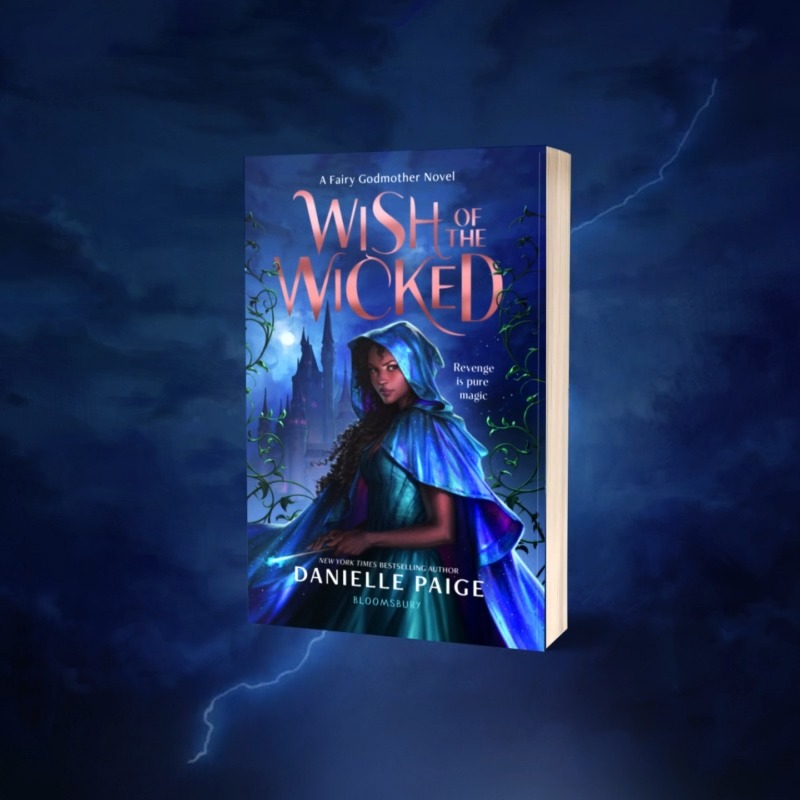 Bibbidi-bobbidi-blood. 🩸✨⚡ BOOK COVER appreciation post for Wish of the Wicked by danielle paige, with gorgeous cover artwork by charlie⁷ Set in a lush, dangerous world woven with fairy tale mythology, Wish of the Wicked is out 7th November!