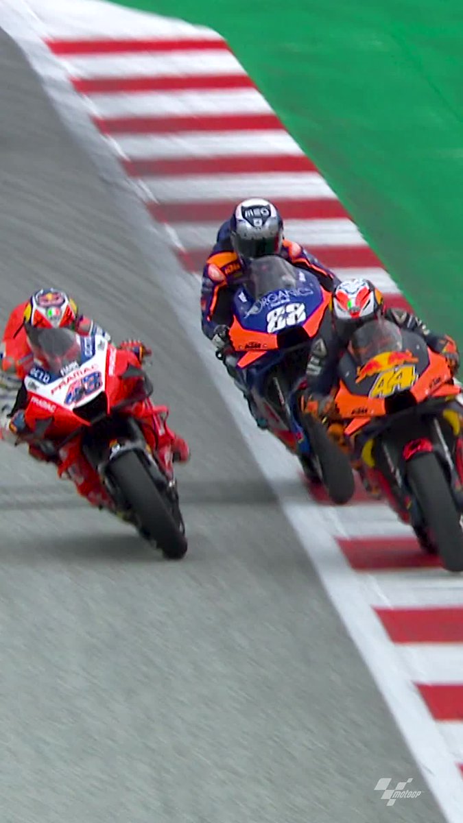 "OHH OLIVEIRA!!!" 😱 Miguel Oliveira #88's final corner magic trick in 2020! The greatest final corner move for victory in #MotoGP history? 🤔 #AustrianGP 🇦🇹