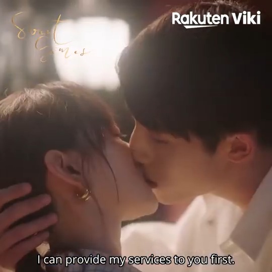 #Kpop star #Winwin, of #WayV / #NCT stars alongside #HeHongShan in the romance-filled tale of a female entrepreneur and a successful voice actor! 🤩🥰 Watch #SweetGames now on #Viki: