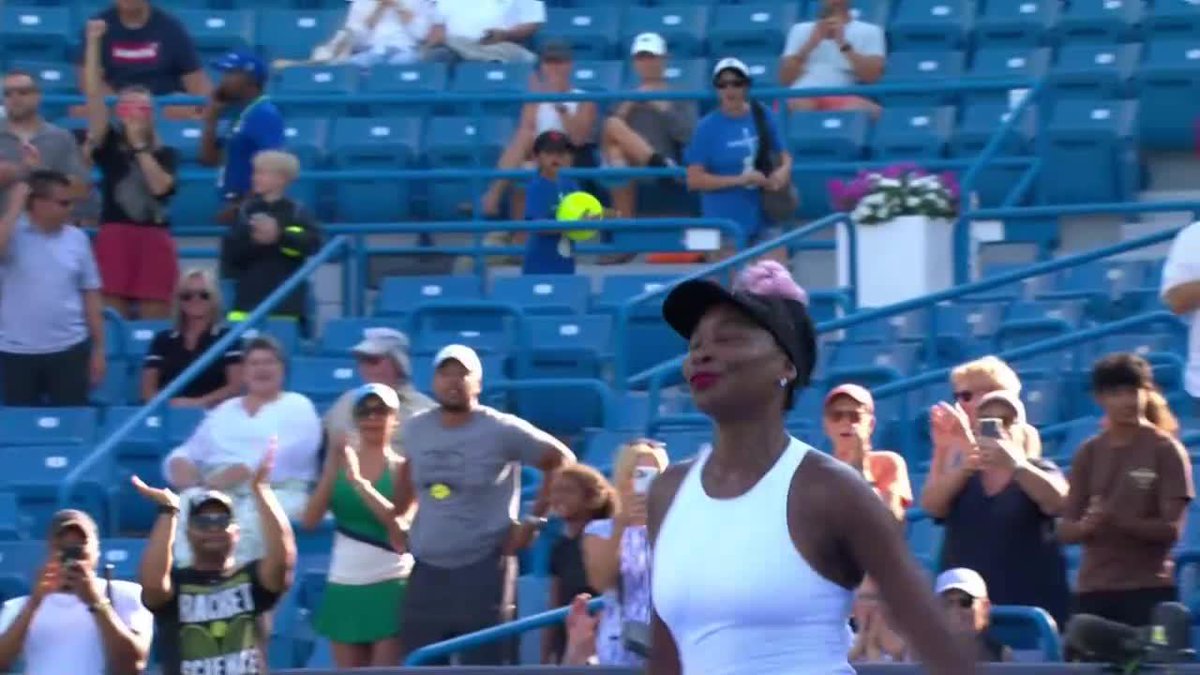 Vee with the W 💫 Venus Williams defeats [16] Kudermetova in straight sets in Cincinnati! #CincyTennis