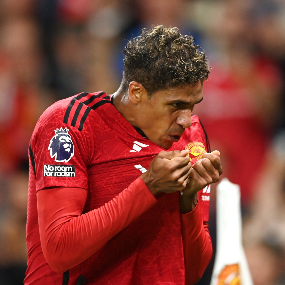 Our first goal of 2023/24! 🔥 🎯 @RaphaelVarane #MUFC || #MUNWOL