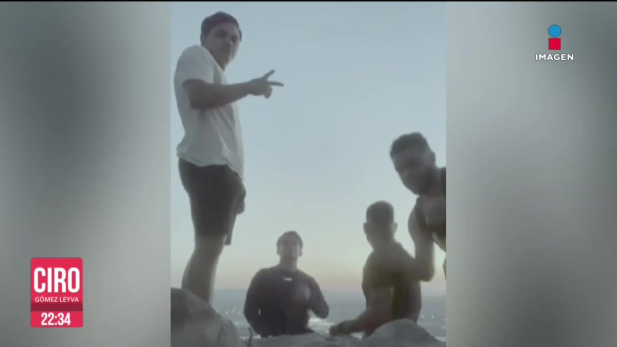 Ellos son los 5 jóvenes que desaparecieron en #Jalisco. Se trata de 5 hombres de entre 19 y 21 años que desaparecieron luego de ir a la feria de Lagos de Moreno. El auto en el que viajaban apareció sin rastros de violencia, pero de ellos no se sabe nada desde el viernes.