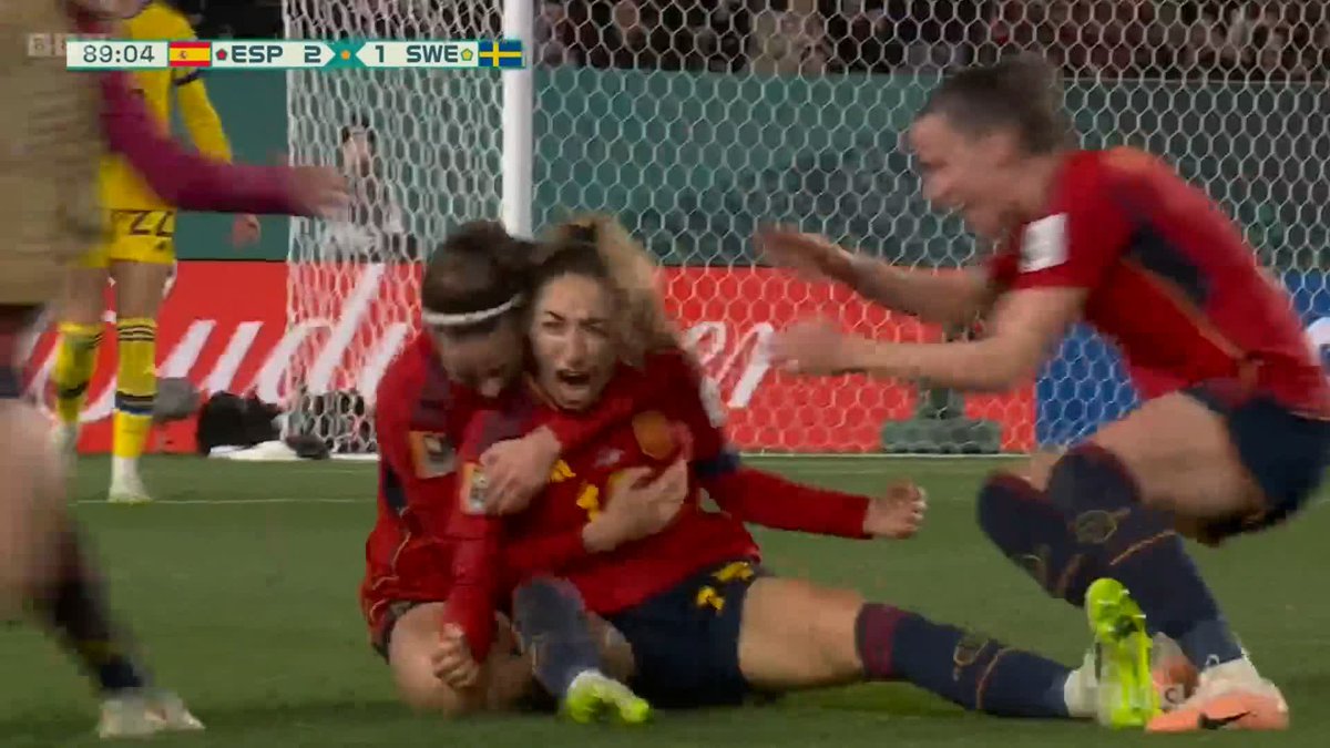81’ - Spain take the lead 🇪🇸 88’ - Sweden equalise 🇸🇪 90’ - Spain regain their lead 🇪🇸 CRAZY late drama in the #FIFAWWC semi-final 🤯🤯🤯