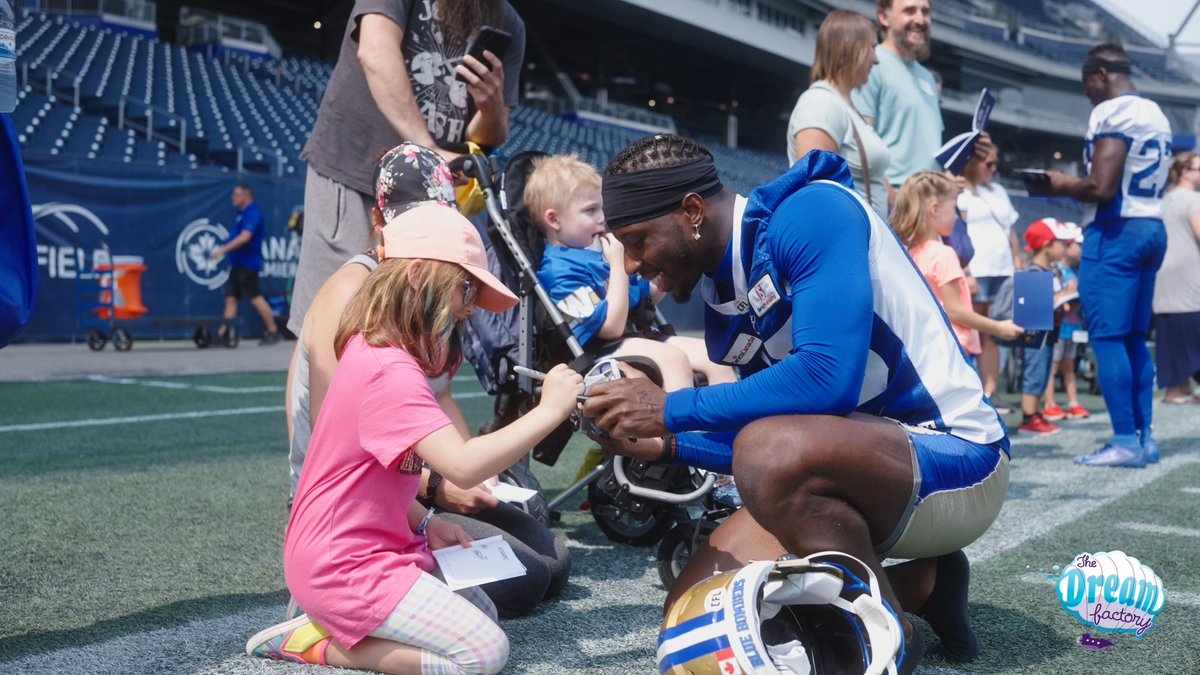 Thanks again to The Dream Factory for visiting us at practice yesterday! It's always the best day when we get to be inspired by such amazing &amp; brave young heroes. #ForTheW