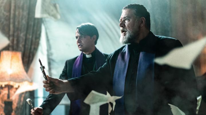 When it comes to demonic possession, the Vatican trusts one man. Russell Crowe is The Pope's Exorcist. Now on Netflix.
