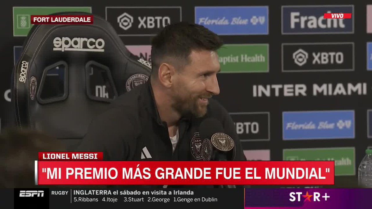 "EL BALÓN DE ORO ES UN PREMIO MUY IMPORTANTE, PERO... LO MÁS IMPORTANTE PARA MI SON LOS PREMIOS COLECTIVOS. LOS PREMIOS A NIVEL GRUPAL... EL MUNDIAL ERA LO QUE ME FALTABA. ESTOY DISFRUTANDO" ✍🏻 Messi, el mejor jugador del planeta 📺 #SportsCenter | #ESPNenStarPlus