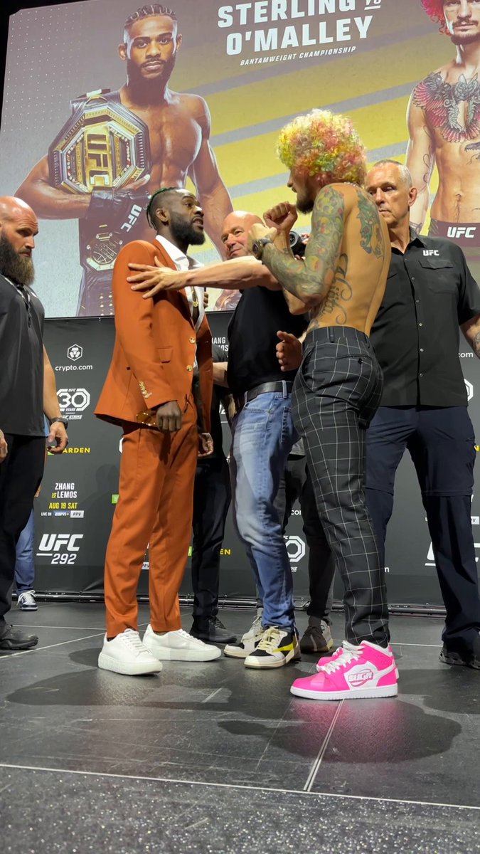 A tense face off between Aljo and Suga Sean 👀 #UFC292
