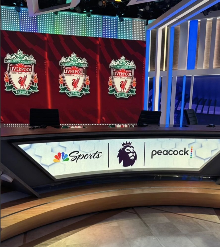 It’s only right that we celebrate 10 years of the Premier League at NBC with a BRAND. NEW. STUDIO! 🎥 (🎥 IG/rebeccalowetv)
