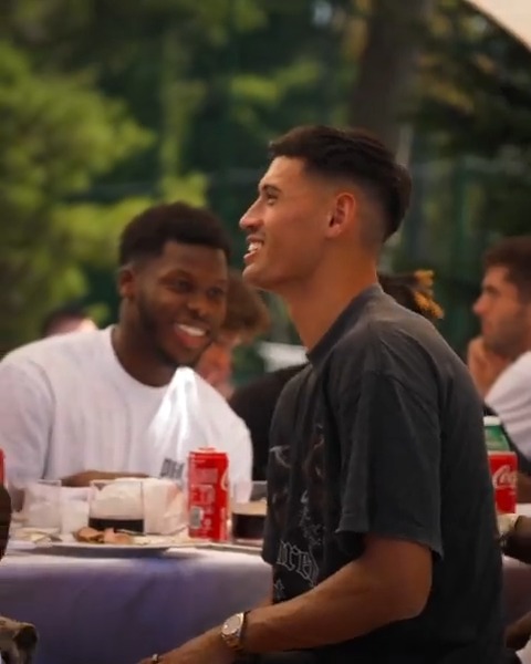 A family 🔴⚫ tradition 🔥🥩🍖 #SempreMilan
