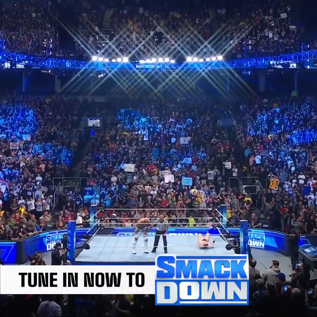 WHAT. A. MATCH. THANK YOU, Yeti Imp. ๐๐๐ #Edge25 #SmackDown