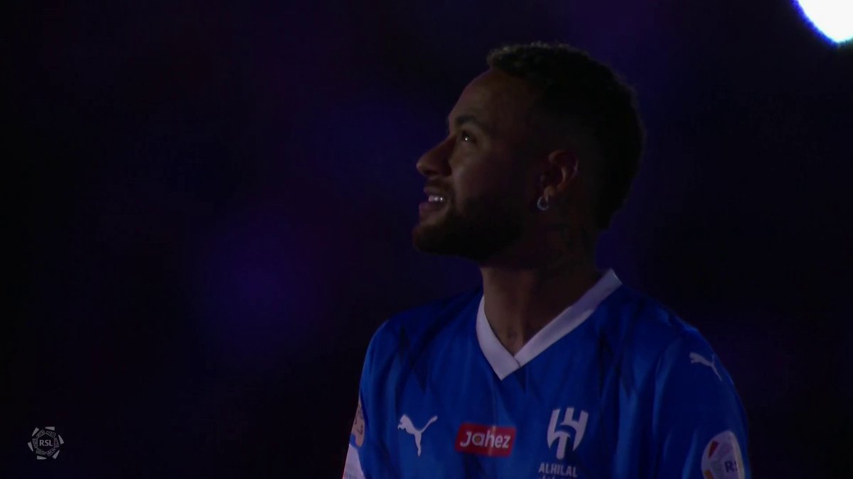 استقبال نيمار في الهلال " كرنفال ولا في الخيال. #الهلال_الفيحاء