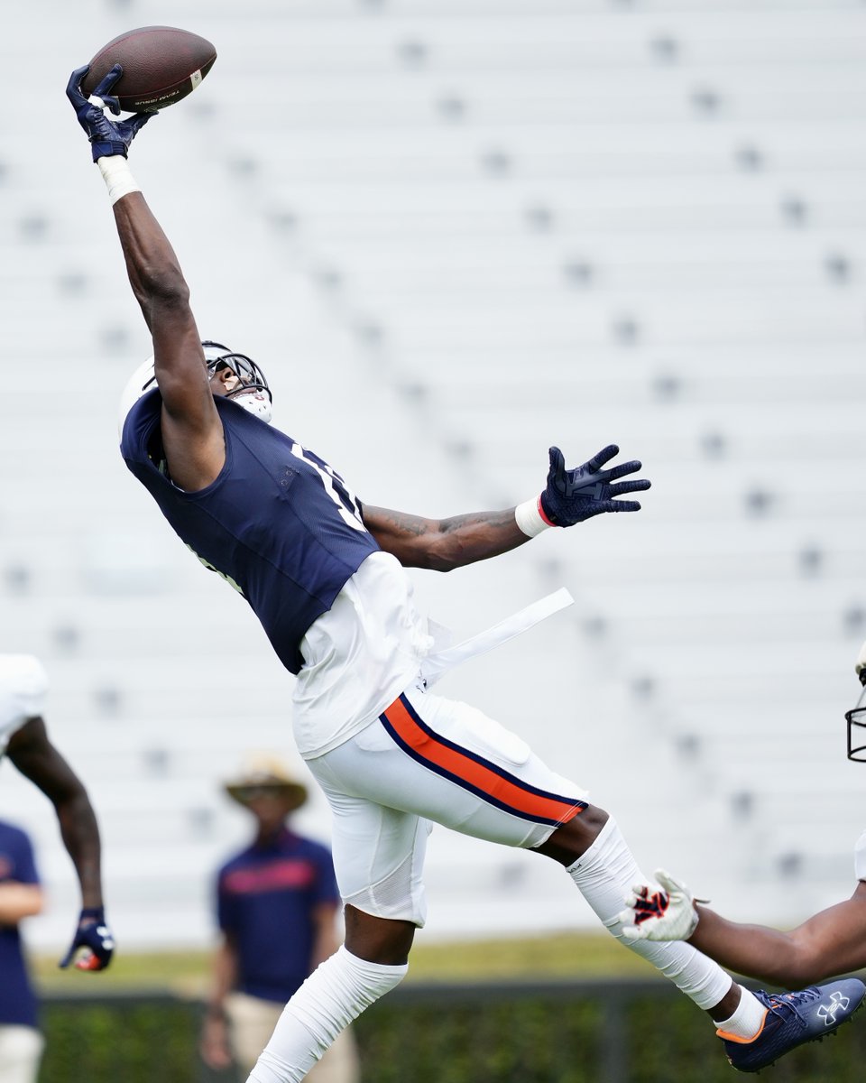 ONE-HANDED HOOKS 😱 SHANE “Hollywood” HOOKS 🤝 #SCTop10