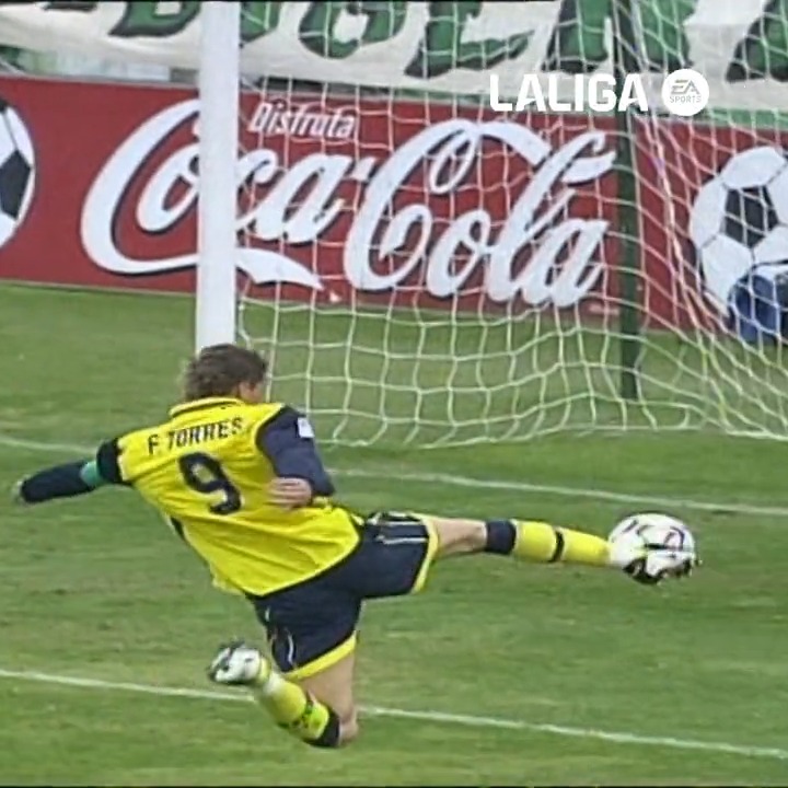 Por mucho que pasen los años este golazo no se olvida ❤️🤍 🔥 Fernando Fernando Torres